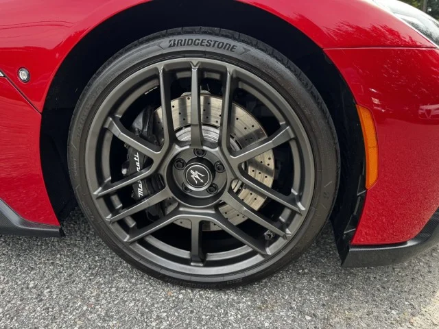 Used 2022 RED Maserati  image 12