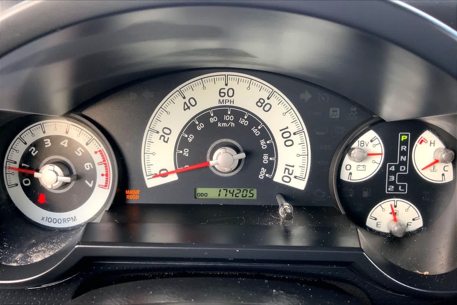Used 2014 Cement Toyota  image 25