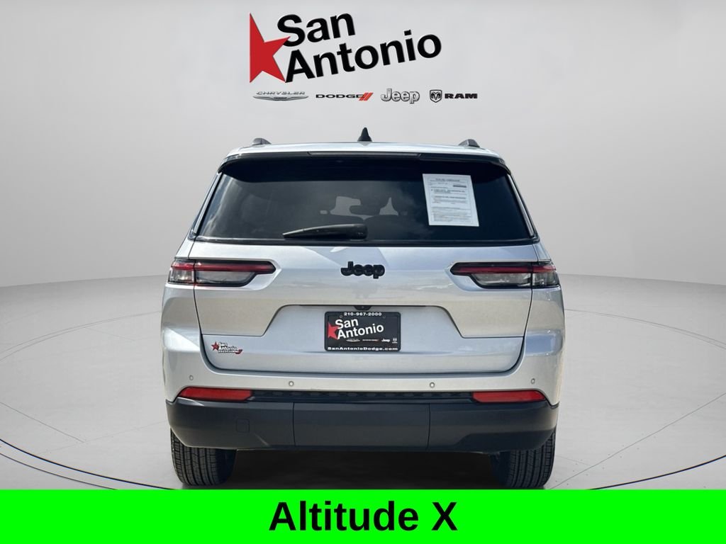 Used 2025 Silver Jeep Altitude X image 13