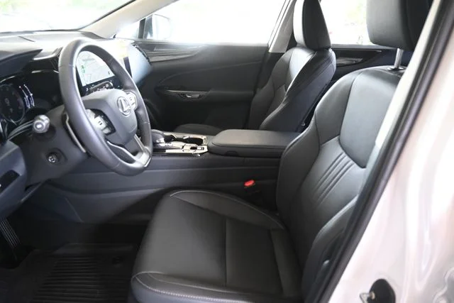Certified Used 2025 EMINENT WHITE PEARL Lexus 350 Premium image 17