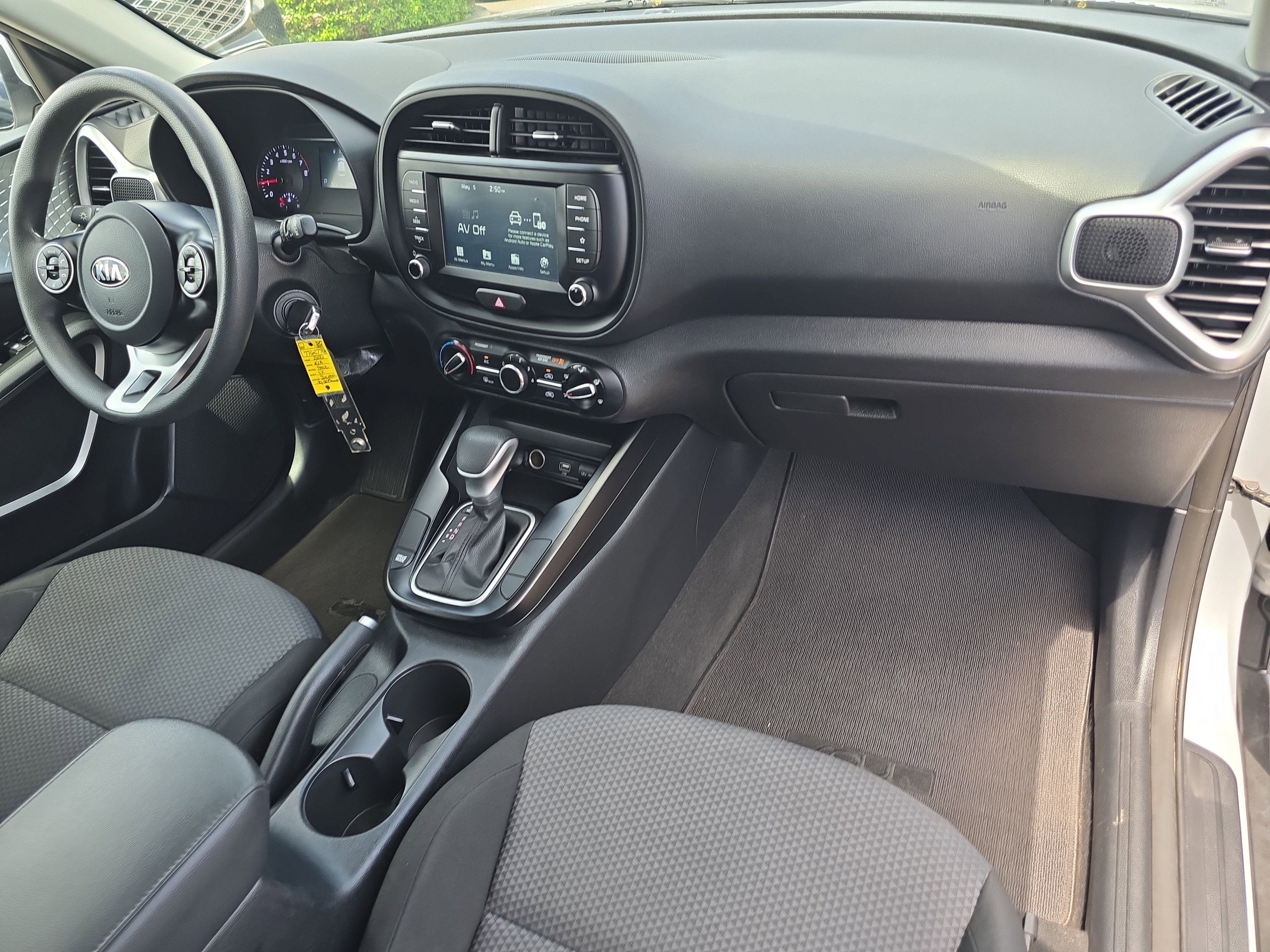 Certified Used 2021 Sparkling Silver Kia LX image 11