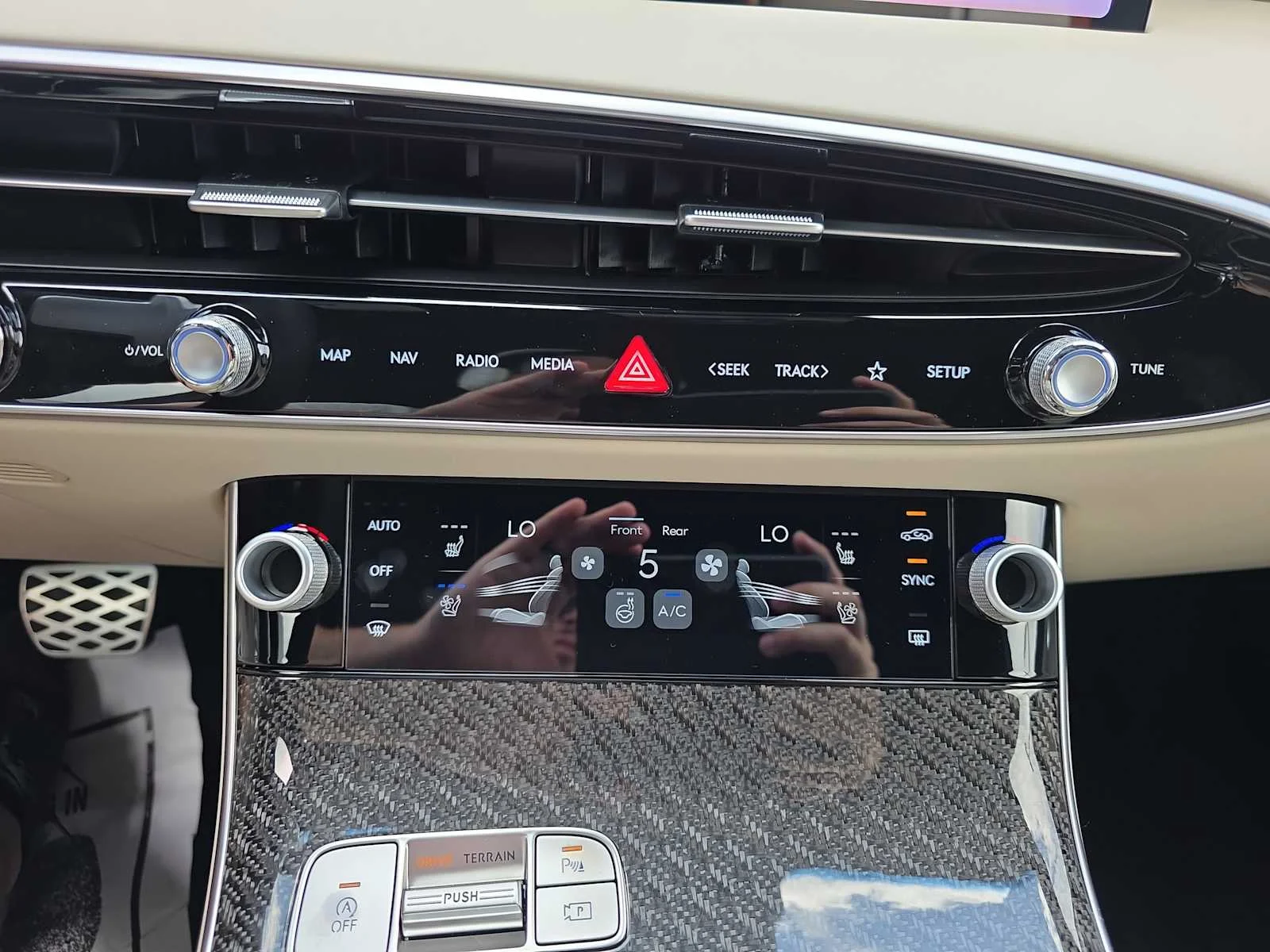 2026 GENESIS GV70 Sport Prestige - Photo 28