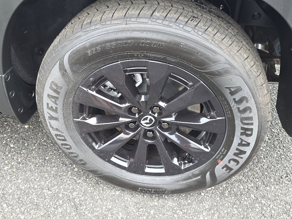 Certified Used 2026 Polymetal Gray Metallic Mazda Premium image 6