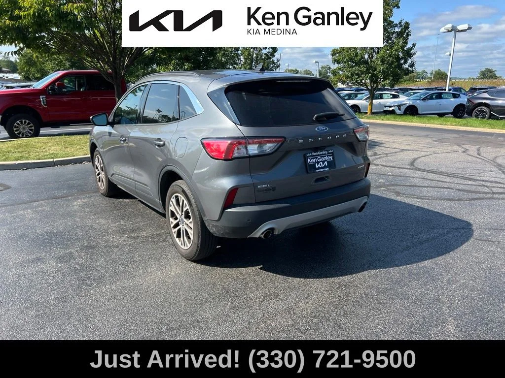 Used 2022 Gray Ford SEL image 7