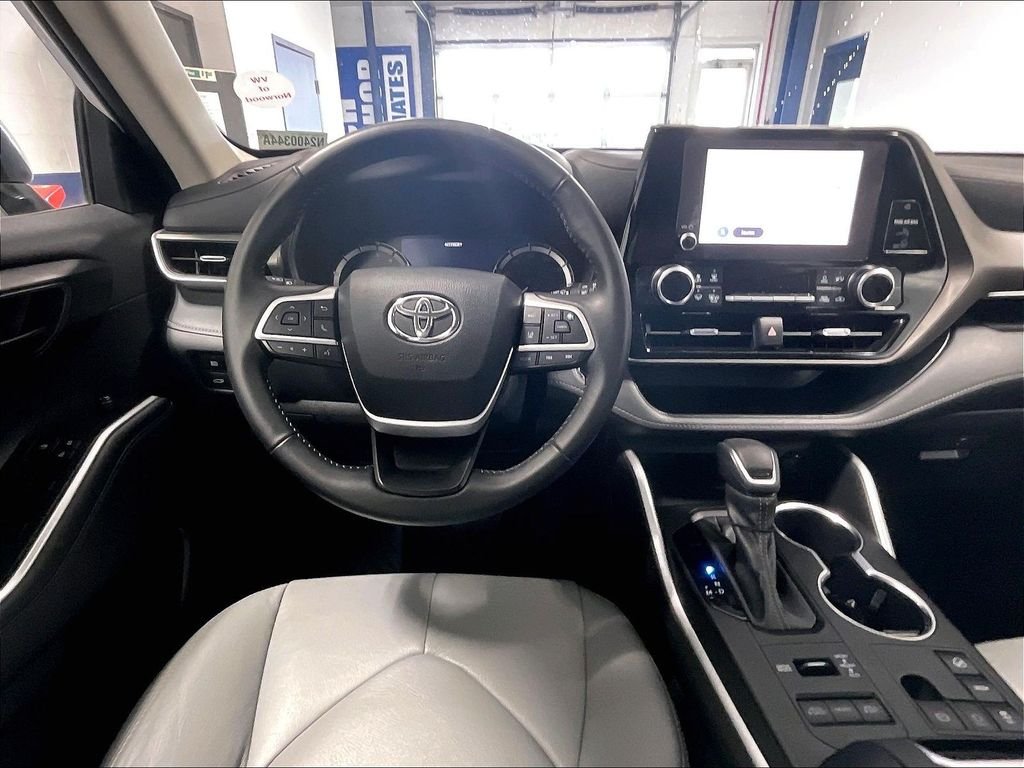 Used 2023 Beige Toyota LE image 17