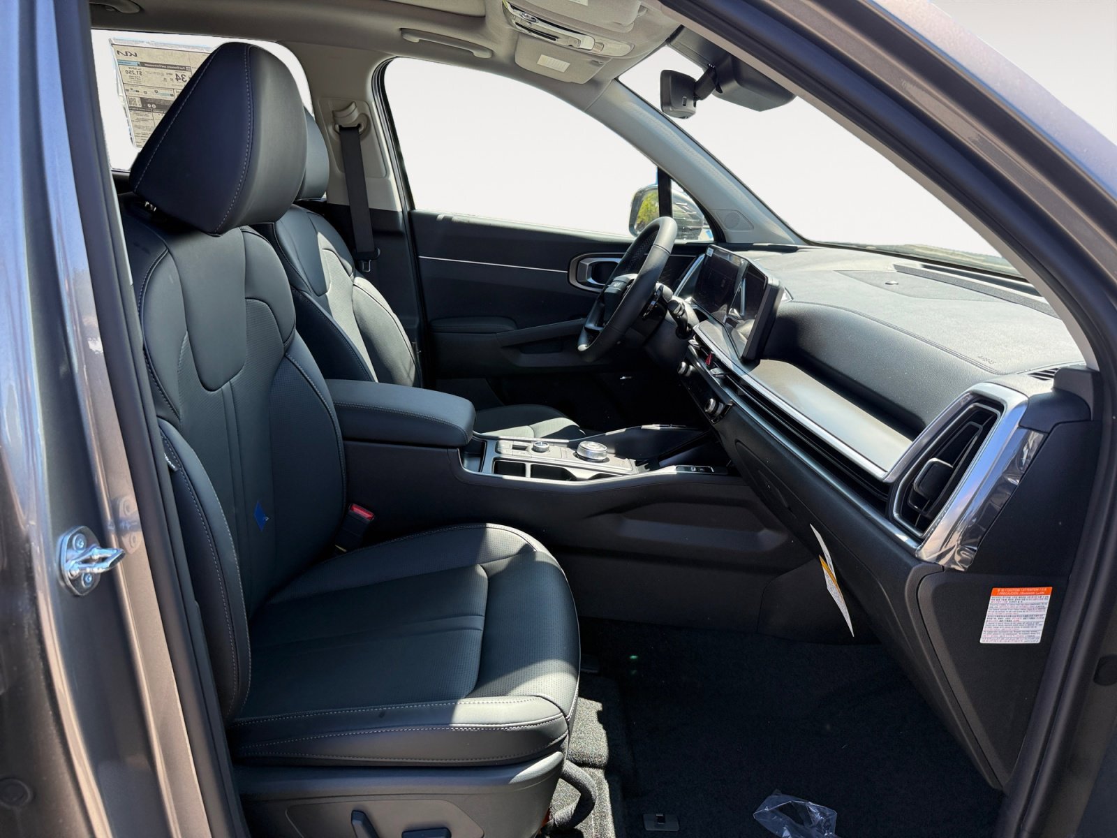 New 2026 Volcanic Sand Kia EX image 19