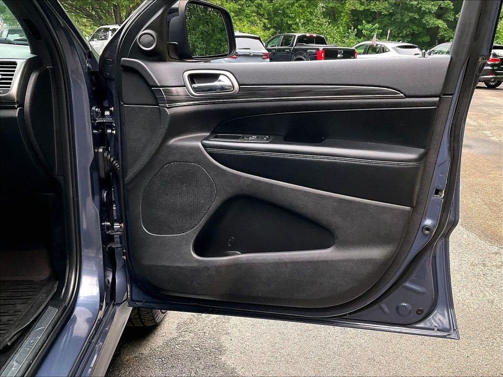 Used 2020 Blue Jeep Limited X image 26
