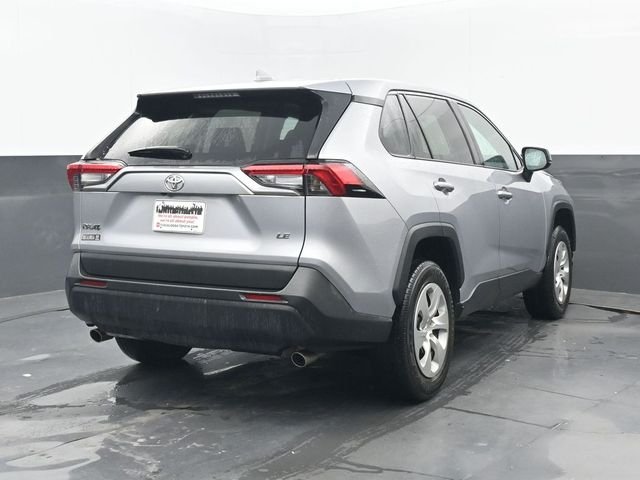 Used 2023 Silver Sky Metallic Toyota LE image 6
