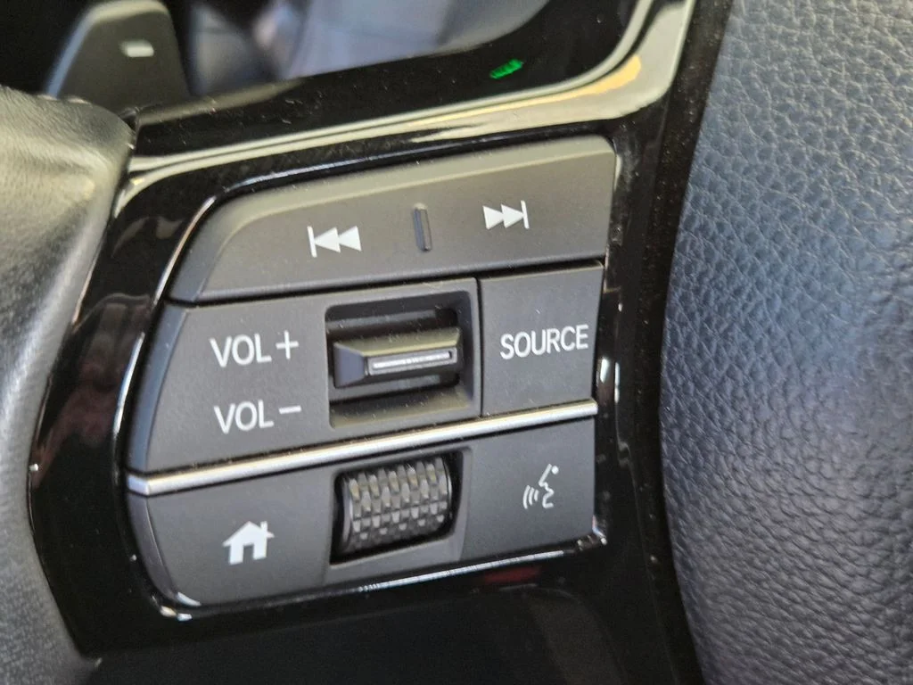 2025 Honda Civic Sport - Photo 29
