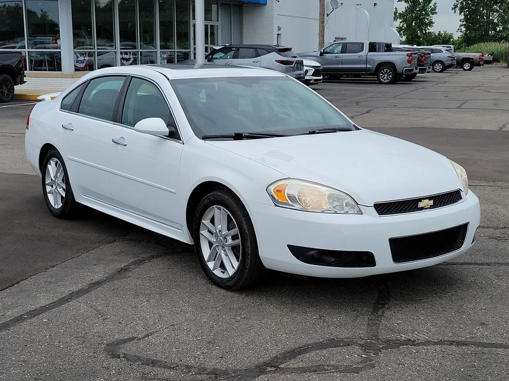 Used 2013 Chevrolet Impala LTZ with VIN 2G1WC5E34D1182077 for sale in Marlette, MI