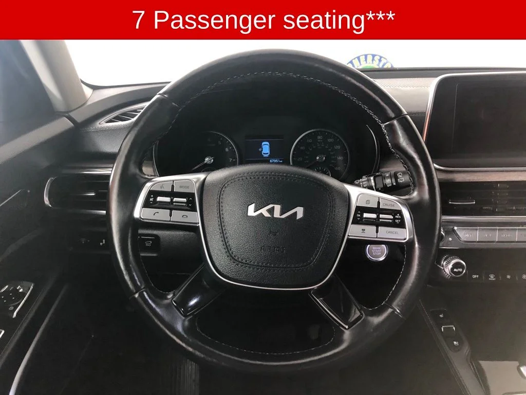 Used 2022 Black Kia EX image 9