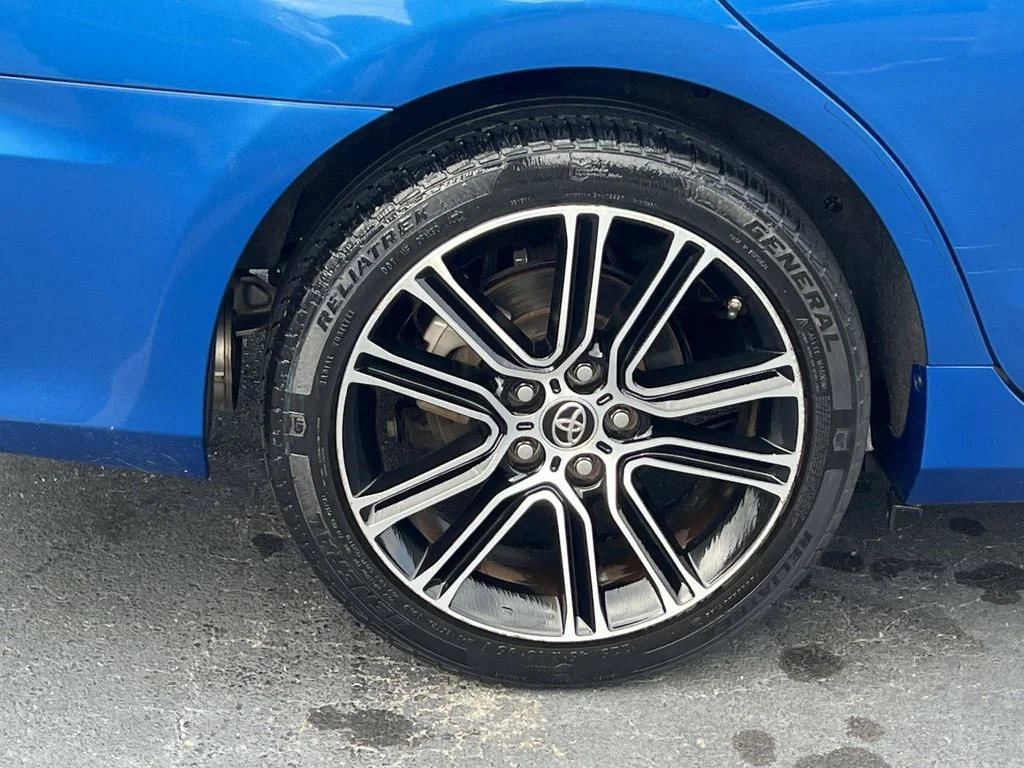 Used 2016 Blue Toyota Special Edition image 9