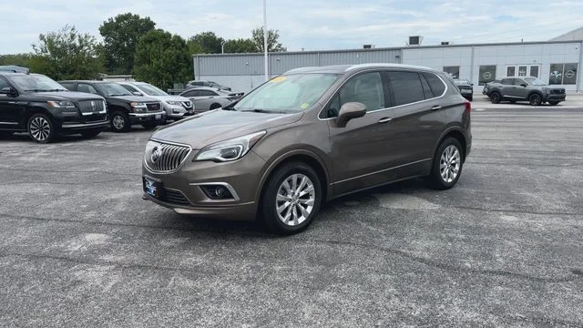 Used 2018 Brown Buick Essence image 4