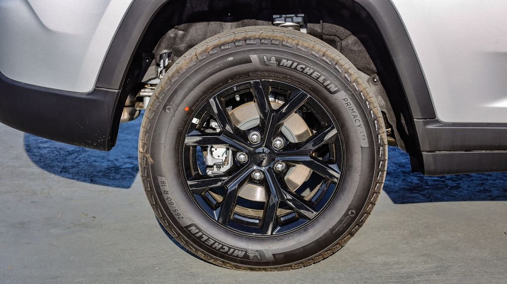 New 2026 Silver Jeep Altitude image 12