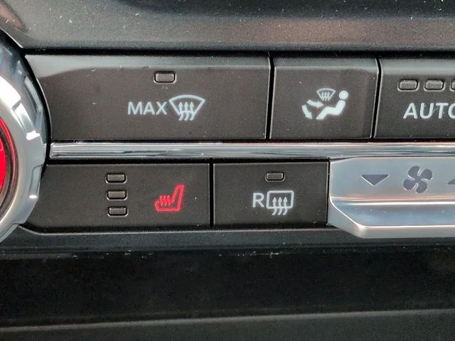 New 2026 Avalanche Ford XLT image 22