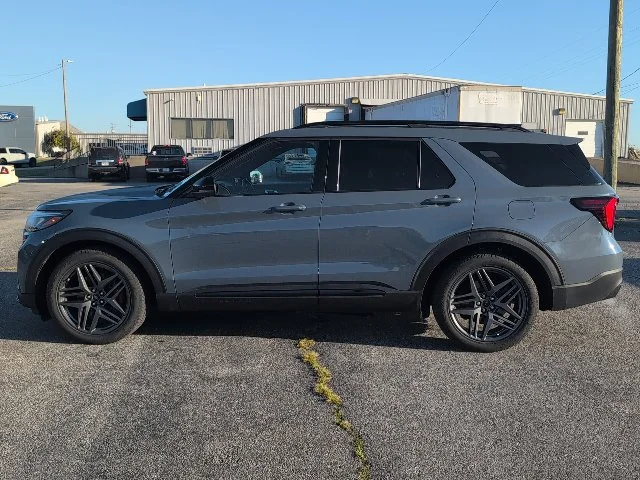 2025 Ford Explorer