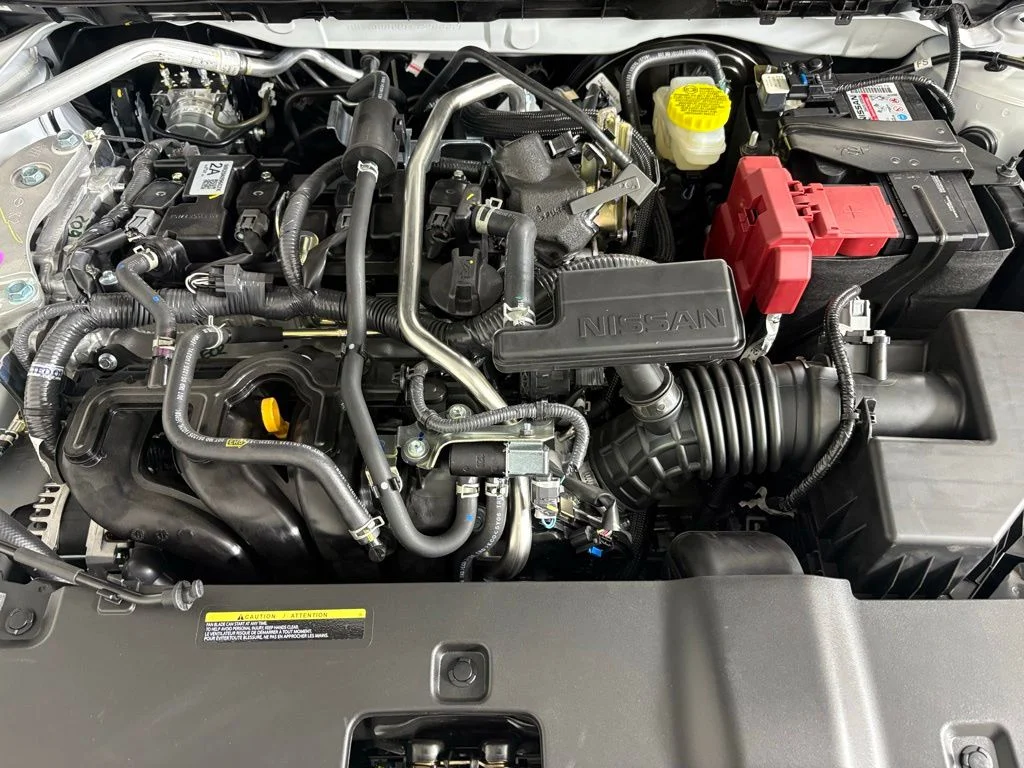 New 2026 Aspen White TriCoat / Super Black Two-tone Nissan SR image 41