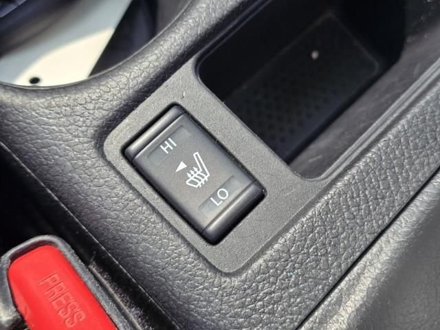 Used 2019  Nissan SL image 34