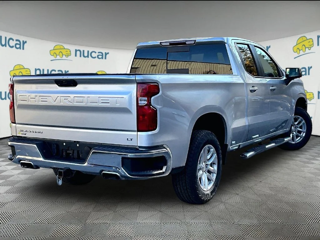 Used 2019 Silver Ice Metallic Chevrolet LT image 6