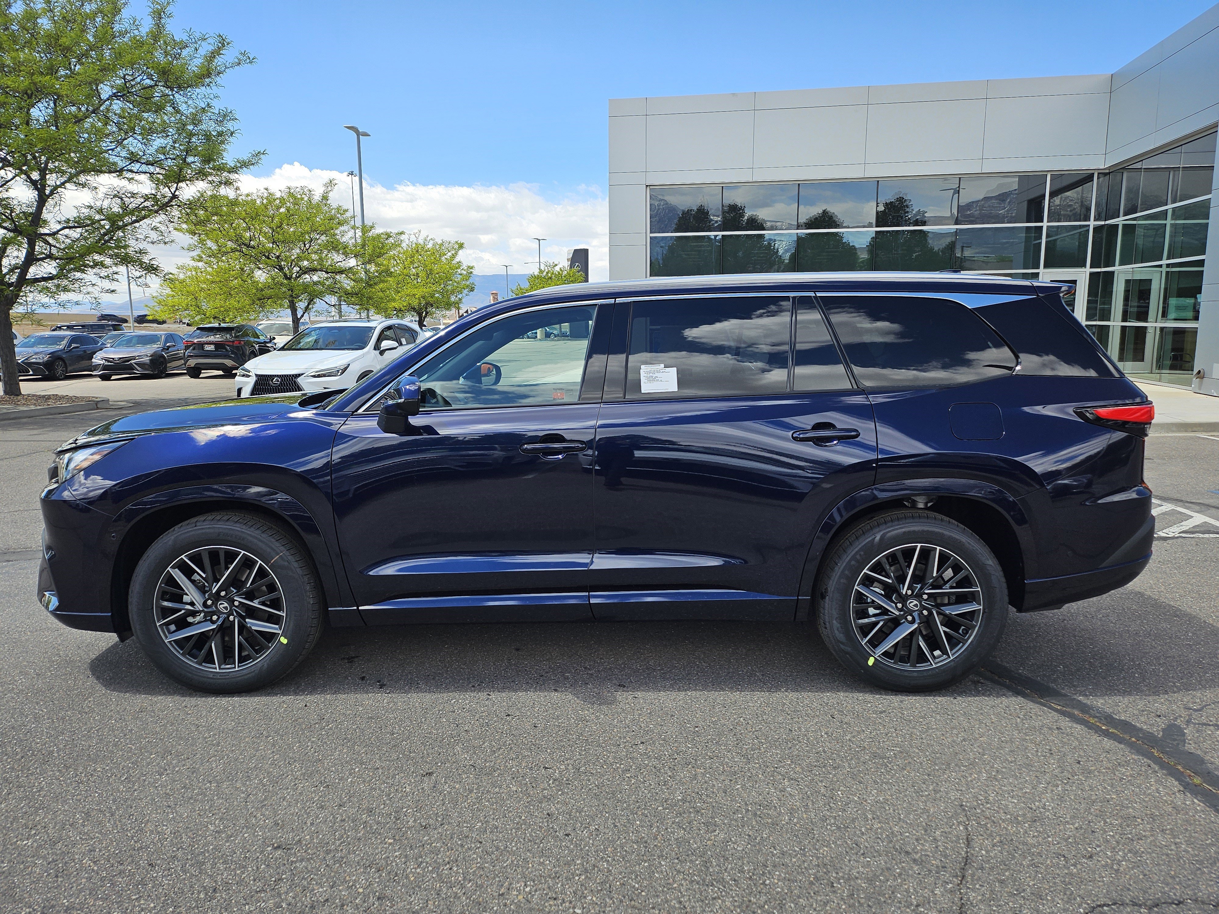 New 2026 Nightfall Mica Lexus PREMIUM AWD image 9