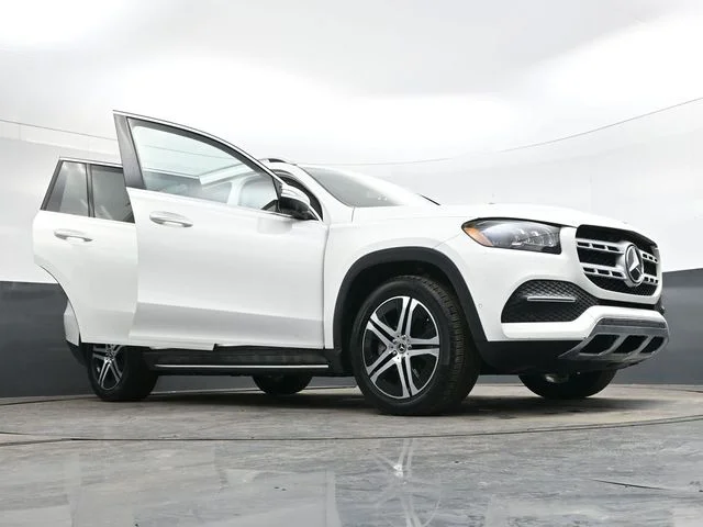 Used 2020  Mercedes-Benz GLS 450 image 42