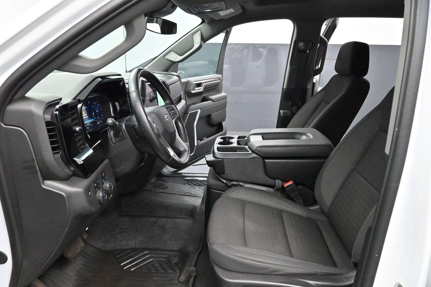Used 2024 Summit White Chevrolet LT Trail Boss image 12