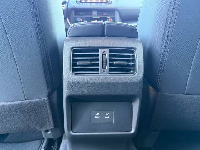 New 2026 Everest White Pearl TriCoat Nissan SV image 32