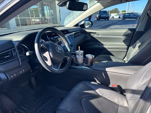 Used 2019 Silver Toyota  image 6
