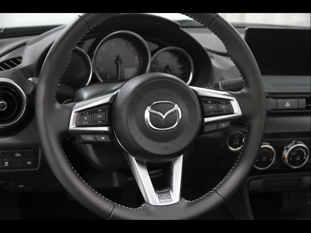 2025 Mazda MX-5 Miata Grand Touring - Photo 8