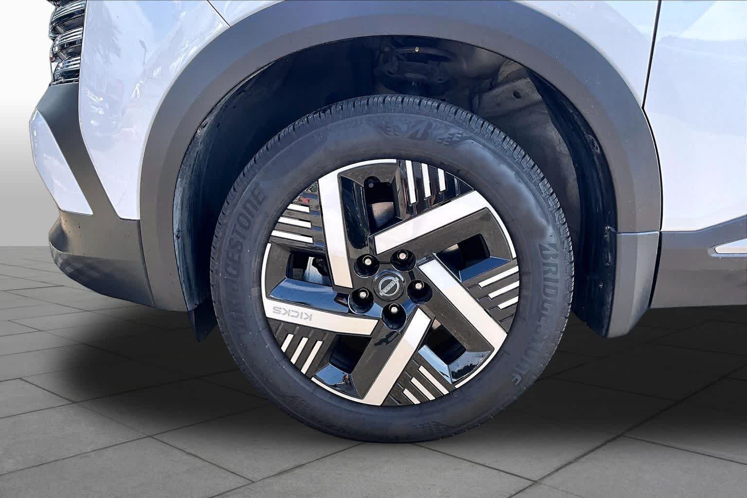 Used 2026 Fresh Powder Nissan SV image 10