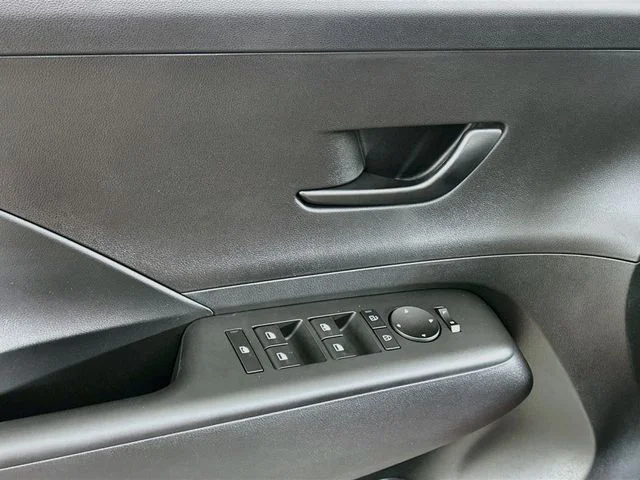 New 2027 Hyundai KONA SE