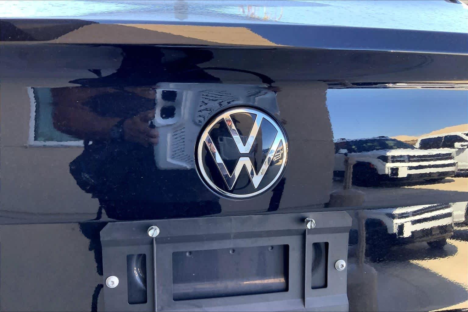 Used 2024 Deep Black Pearl Volkswagen S image 33