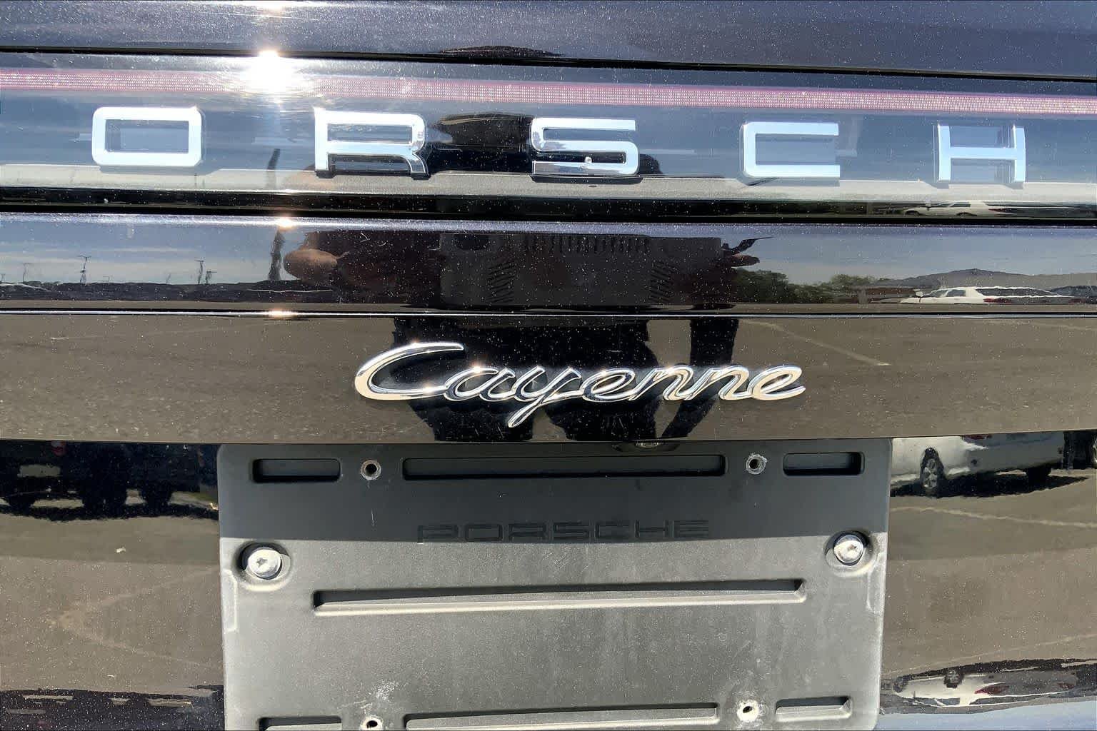 Used 2019 Black Porsche  image 10