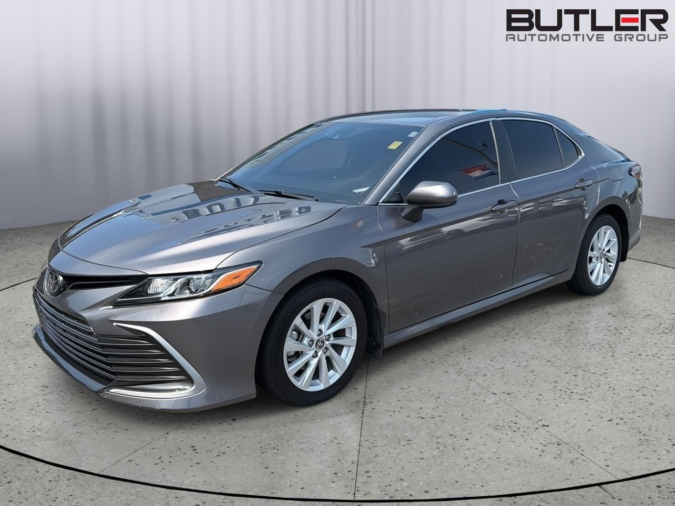 Used 2024 Predawn Gray Mica Toyota LE image 1