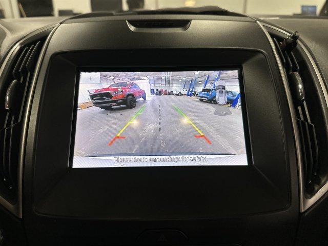 Used 2020 White Ford SEL image 29