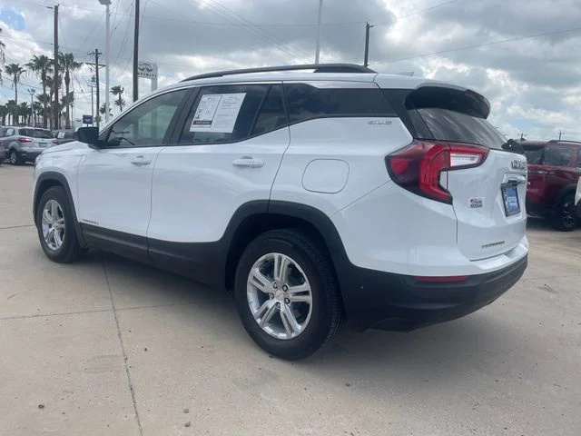 Used 2024 White GMC SLE image 3