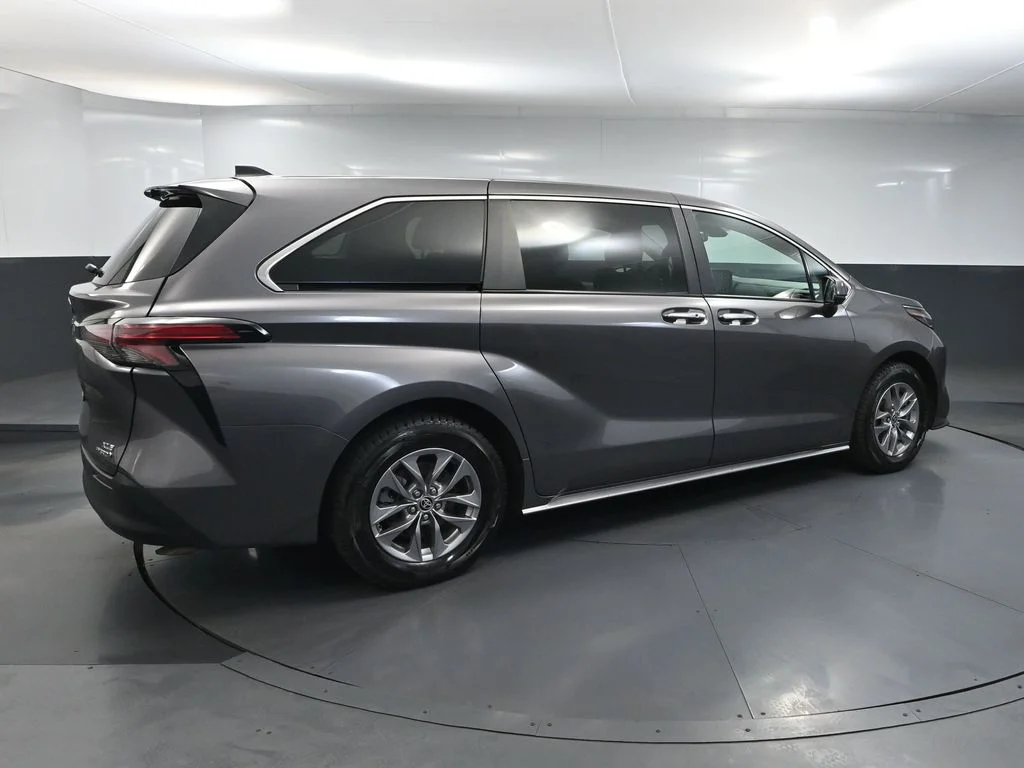 Certified Used 2022 Gray Toyota XLE image 5