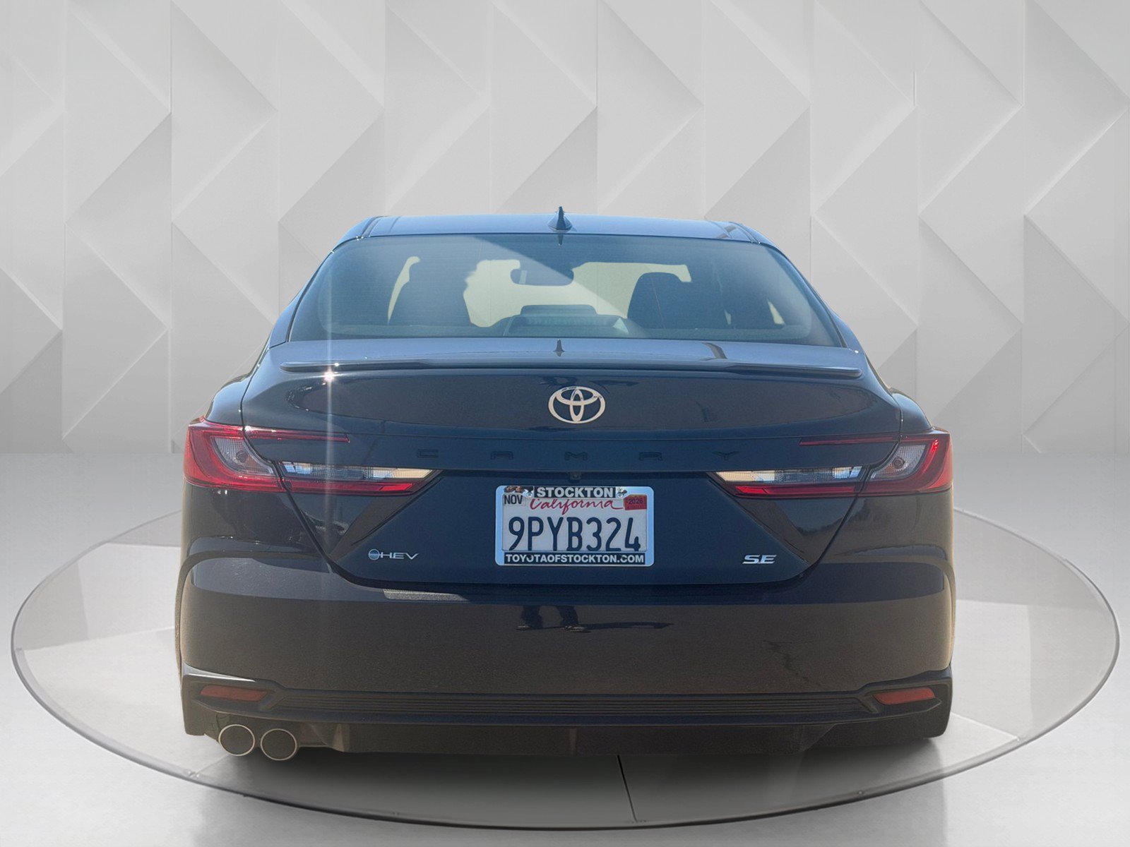 Used 2025 Underground Toyota SE image 4