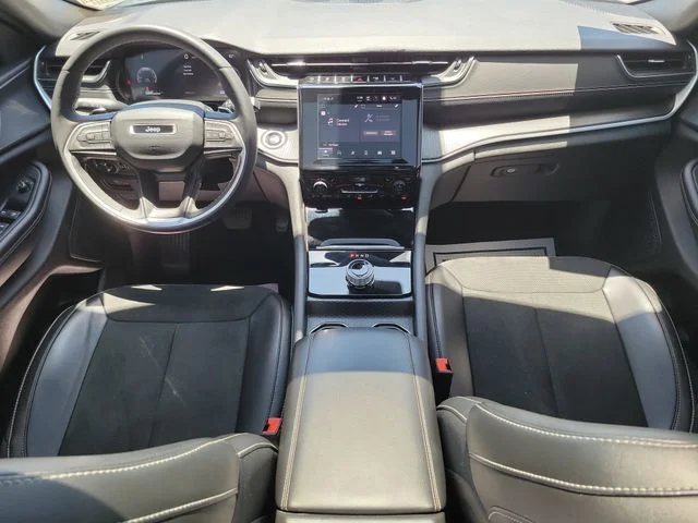 Used 2024 Gray Jeep Altitude X image 13