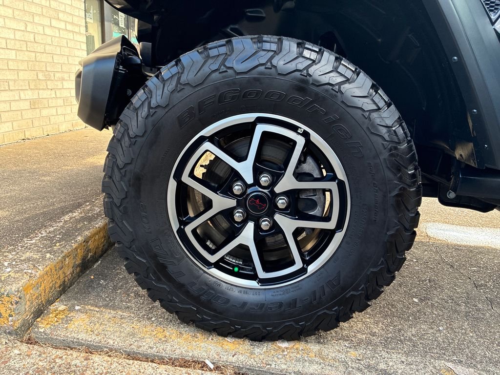 Used 2026 Black Jeep Rubicon image 18