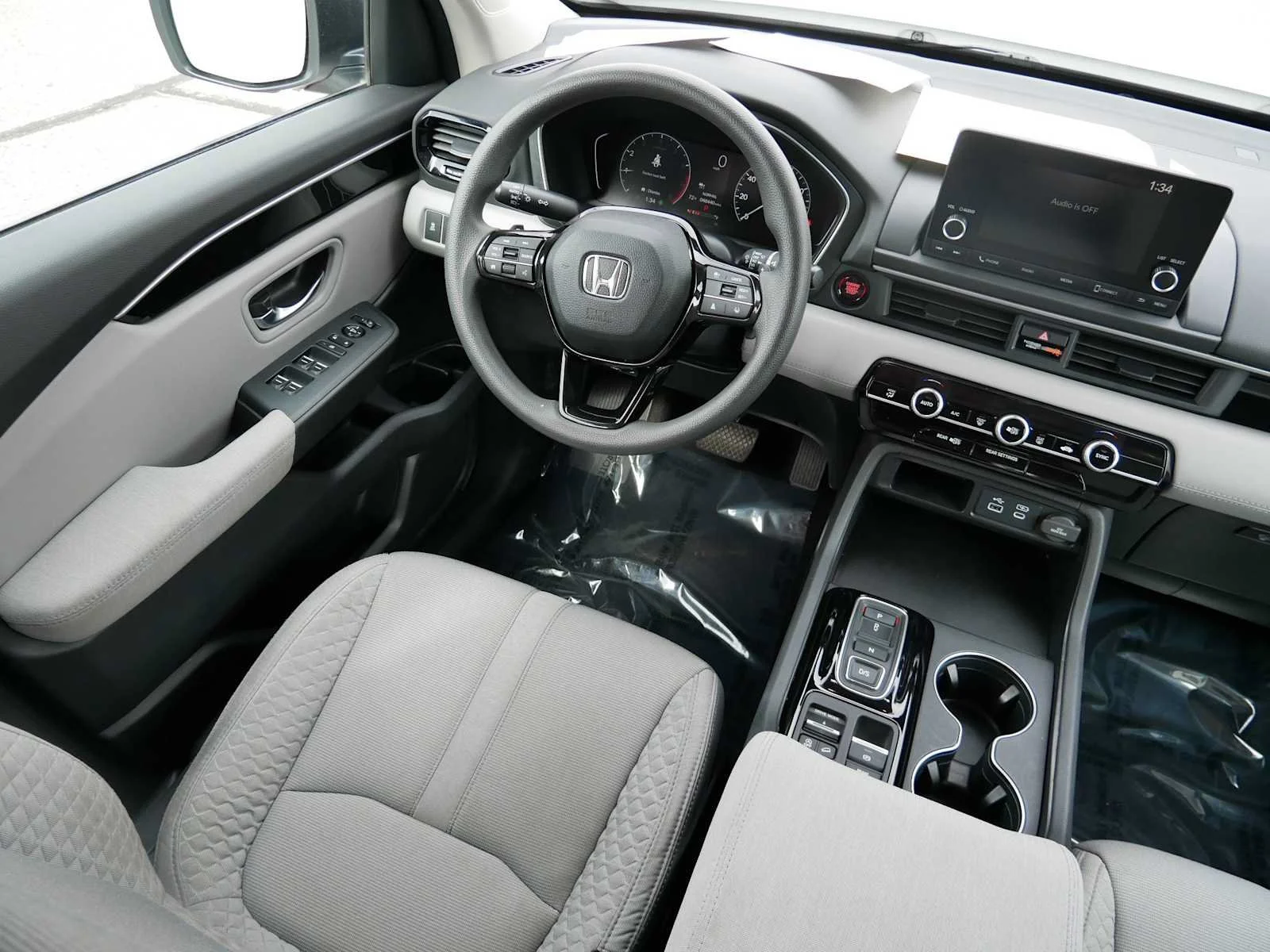 2023 Honda Pilot LX - Photo 45