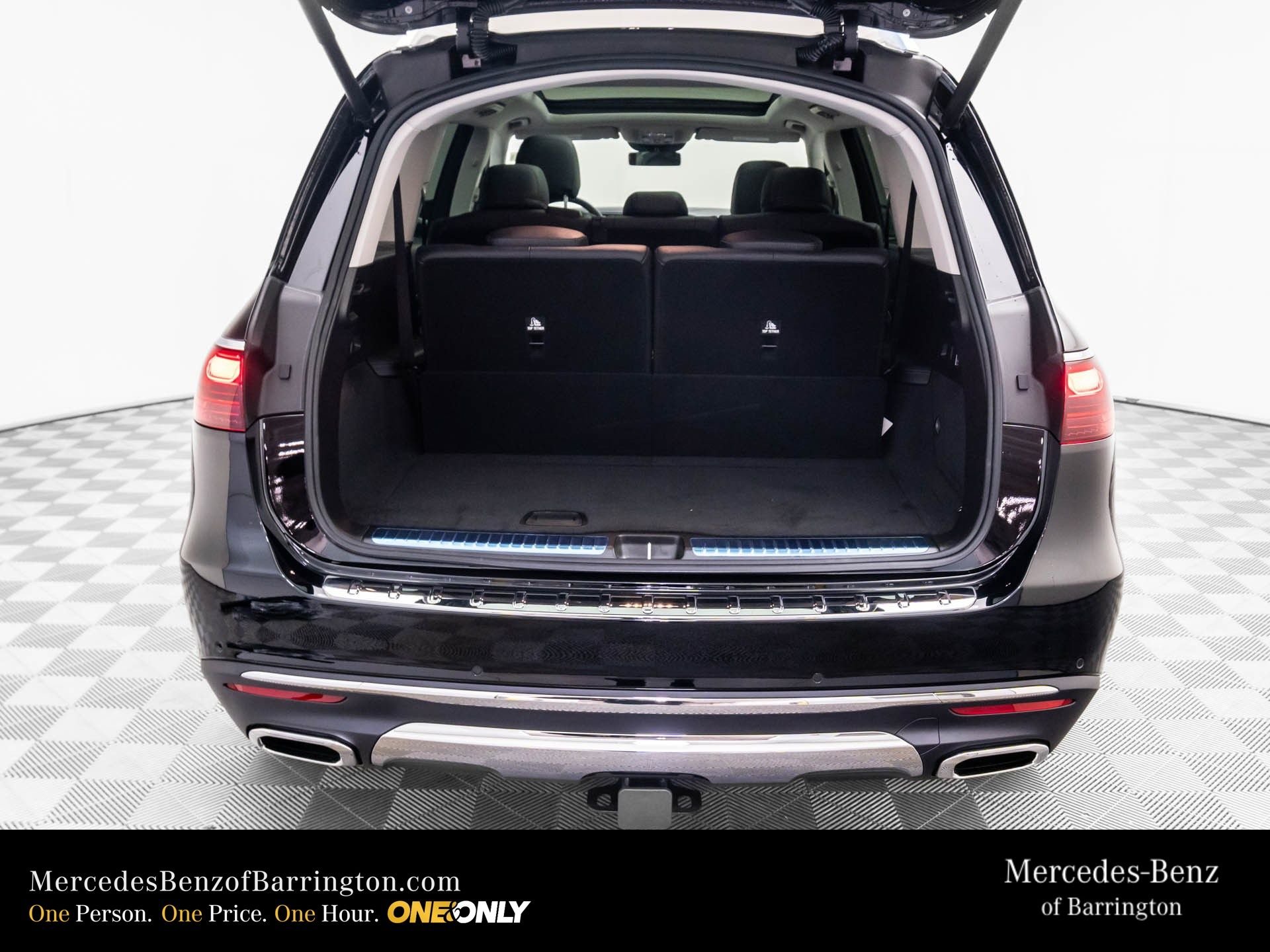 New 2026 Black Mercedes-Benz GLS 450 image 37