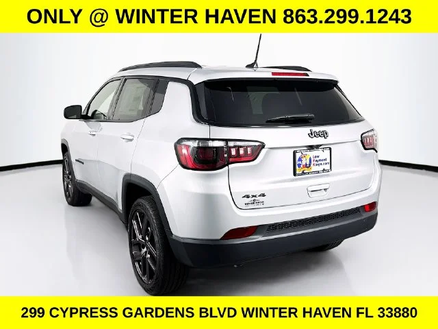 New 2026 Silver Jeep Latitude image 5
