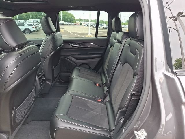 Used 2023 Gray Jeep Altitude X image 10