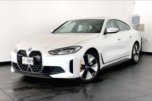 2023 BMW i4