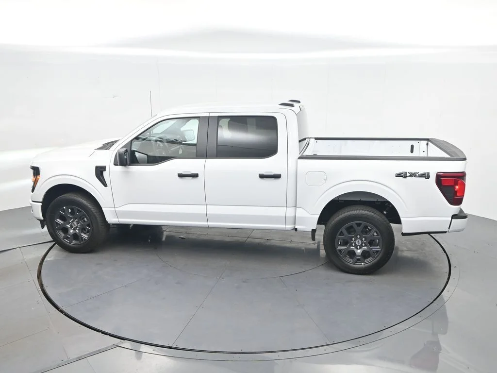 New 2026 Oxford White Ford STX® image 31