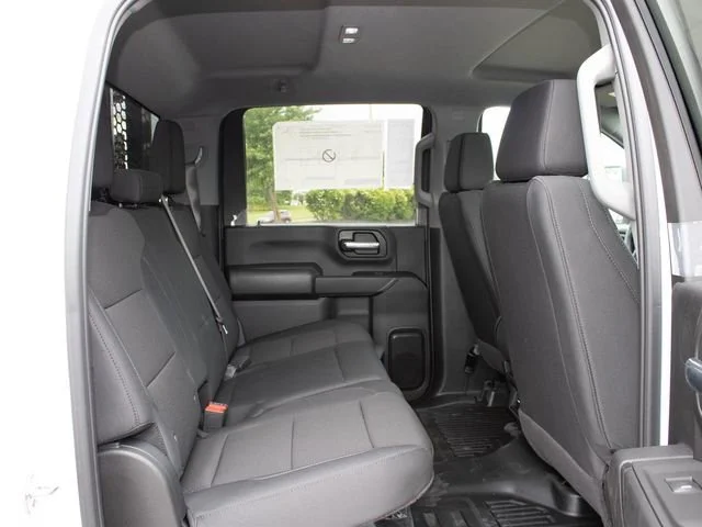 2025 GMC Sierra 3500HD Pro - Photo 21