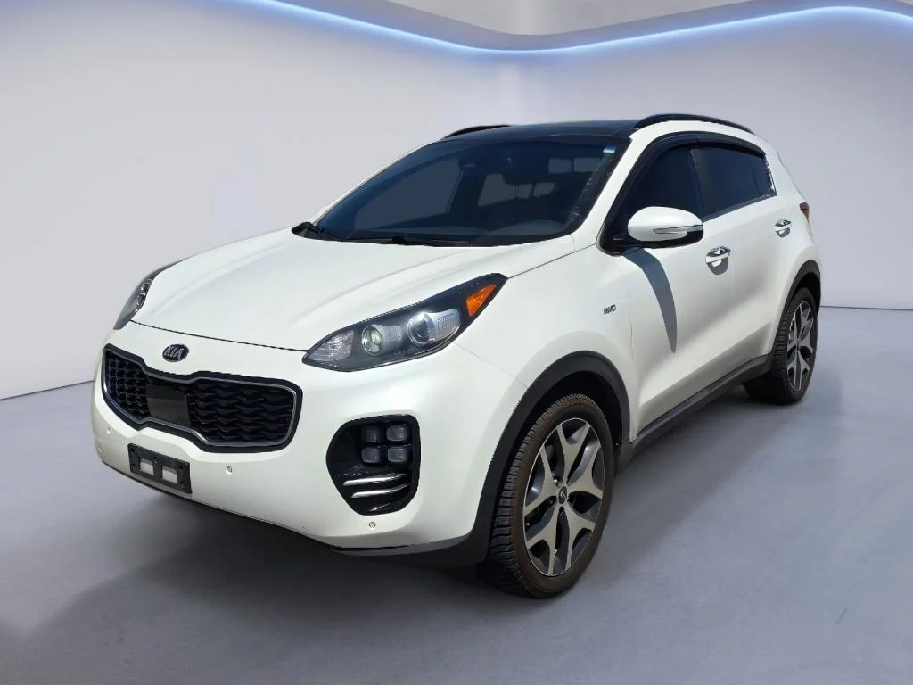 Used 2018 Snow White Pearl Kia SX Turbo image 1