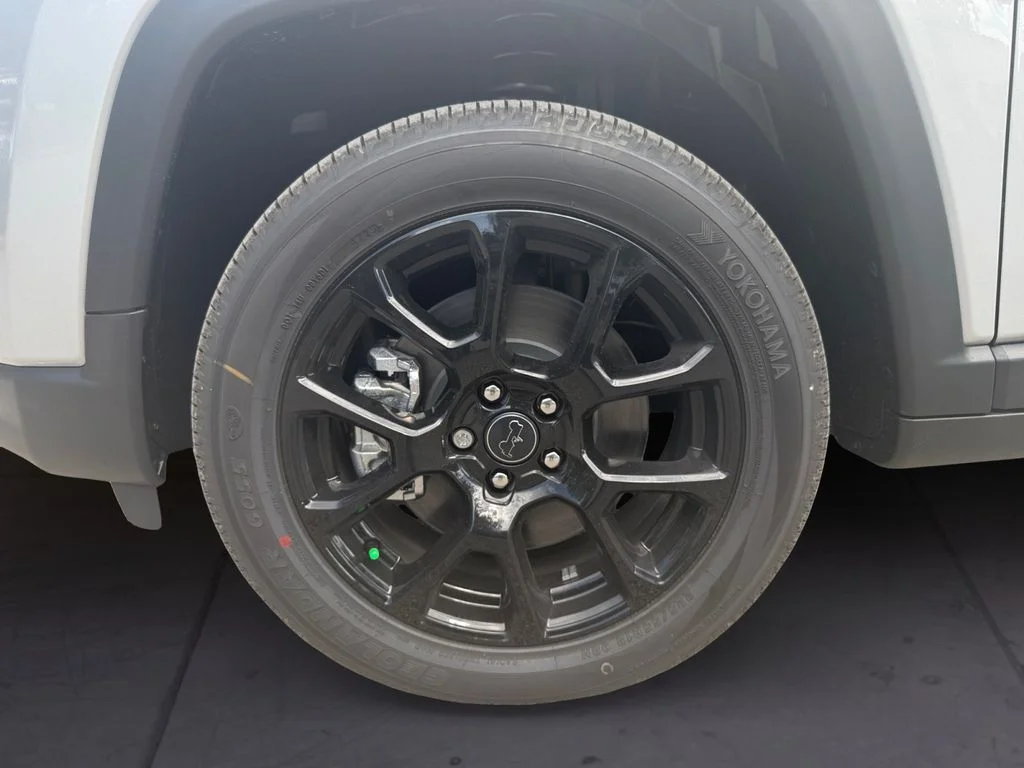 New 2026 Silver Jeep Latitude image 9