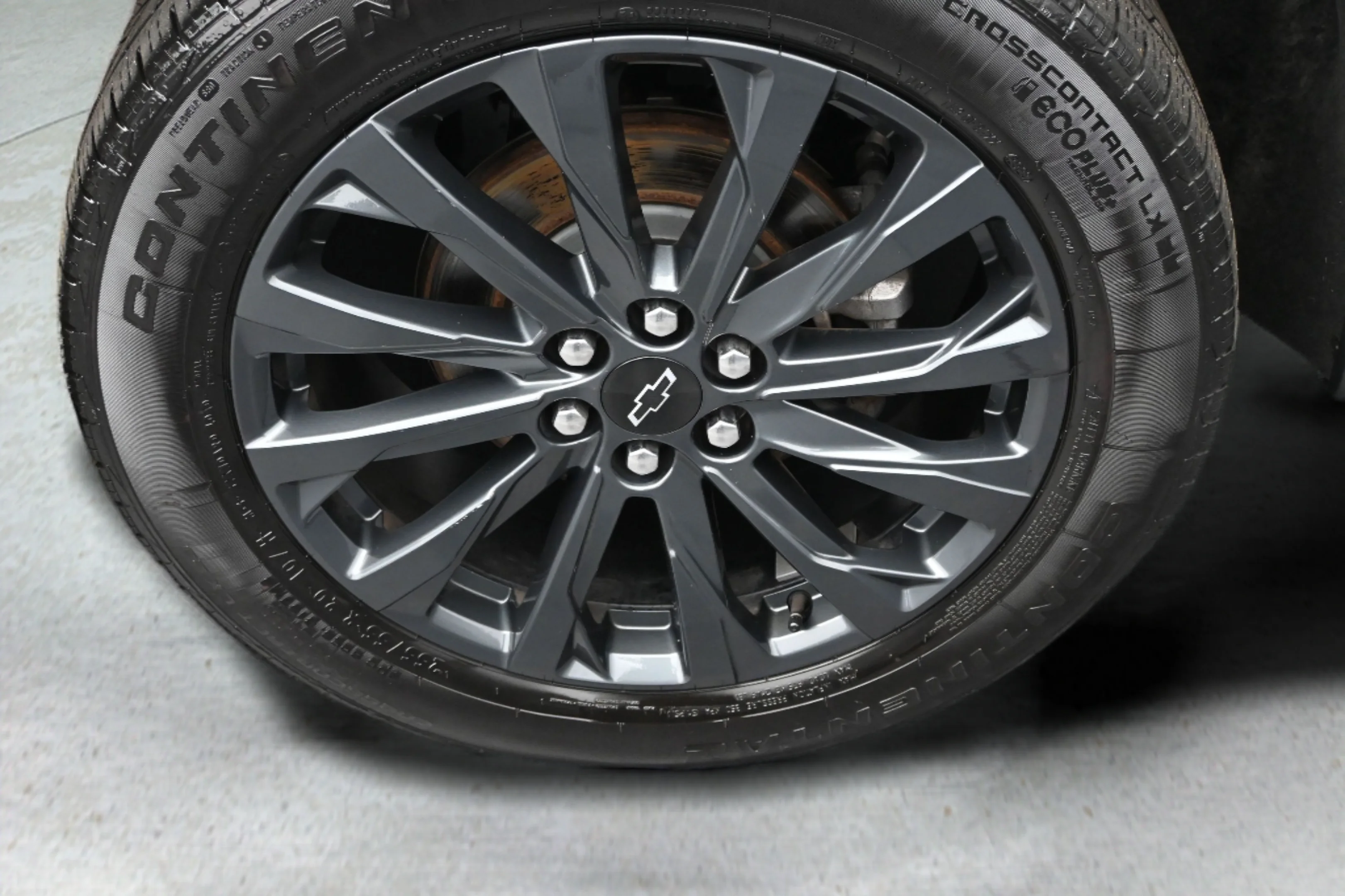 Used 2023 Summit White Chevrolet RS image 25